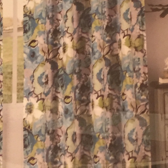 Bedford Manor Valances | NWT | 3 available - Picture 2 of 7